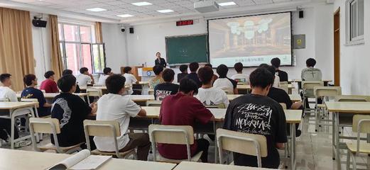 大連職業(yè)技術(shù)學(xué)院禮儀服務(wù) 打造職業(yè)素養(yǎng)與文化自信的實(shí)踐平臺(tái)